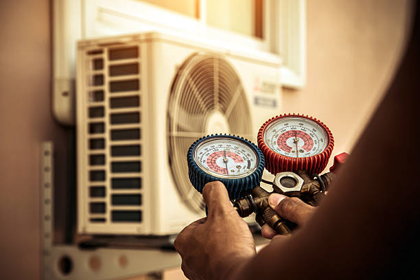 Professional Hvac technician working in Little Falls, MN
